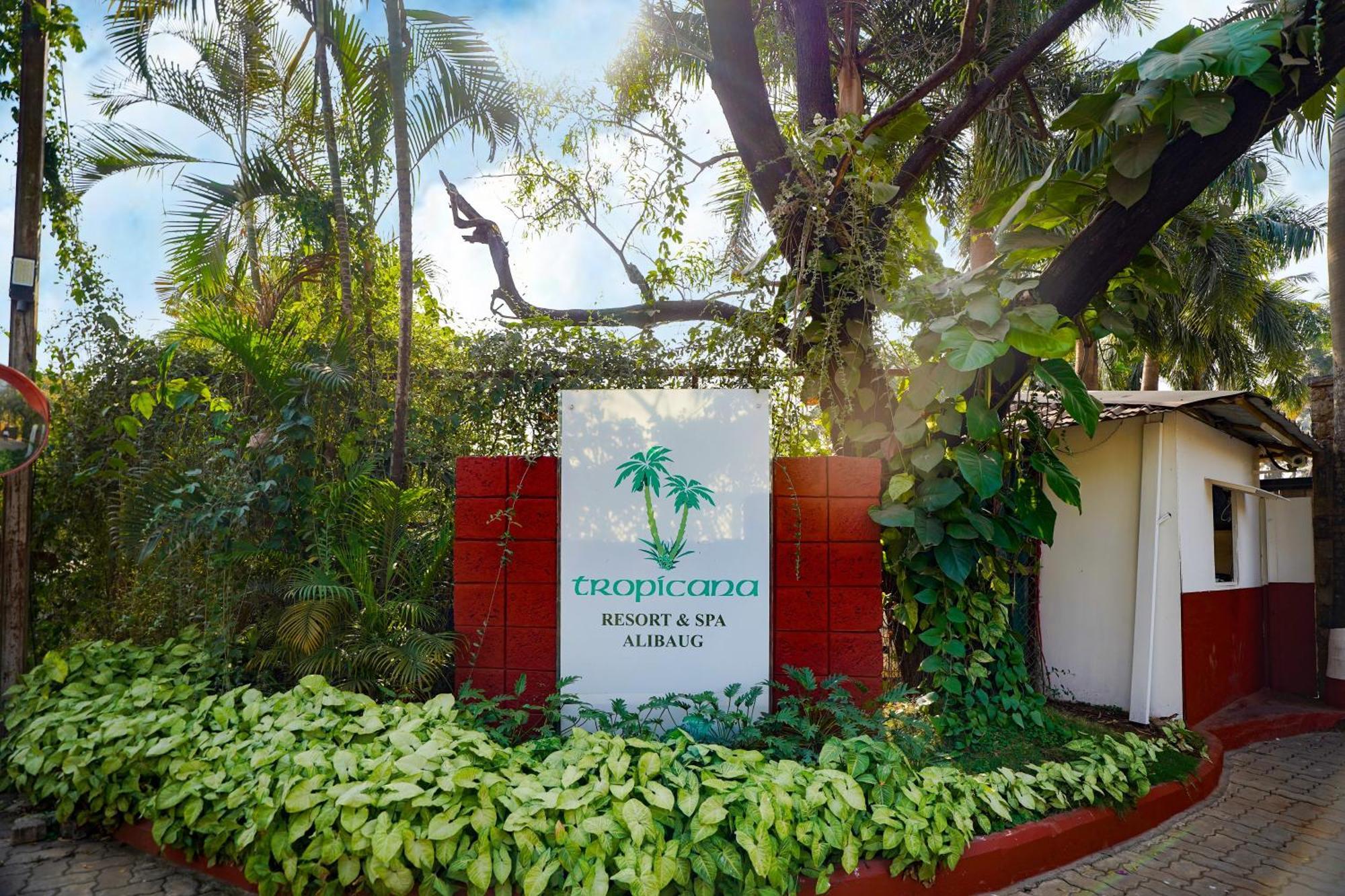 Tropicana Resort & Spa Alibaug Алибаг Екстериор снимка